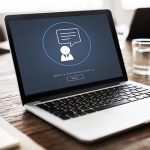 laptop-chat